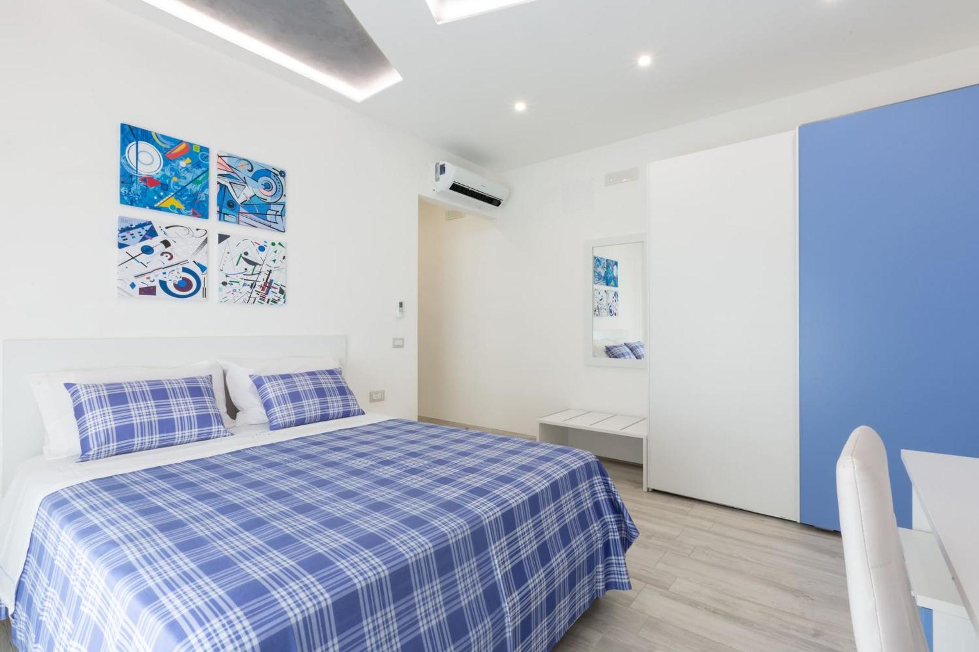 Sorrentovibes - New & Stylish Two Bedroom Apartment With Balconies Екстериор снимка
