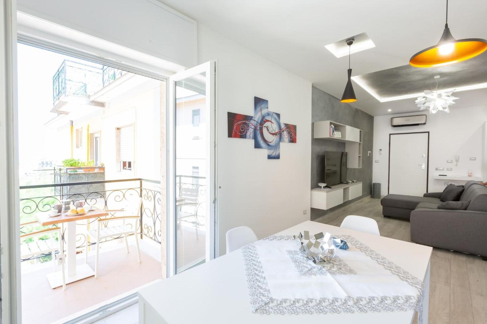 Sorrentovibes - New & Stylish Two Bedroom Apartment With Balconies Екстериор снимка